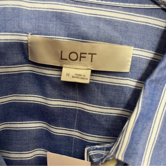 Loft Blue/White Striped Blouse Size Medium NWT - Picture 2 of 9